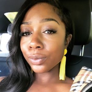 Meet your Posher, Sydney